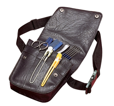 AM Williams Black Leather Pouch