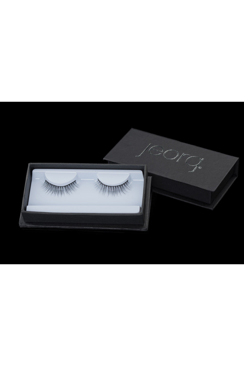 Jeorg. Lashes brand image