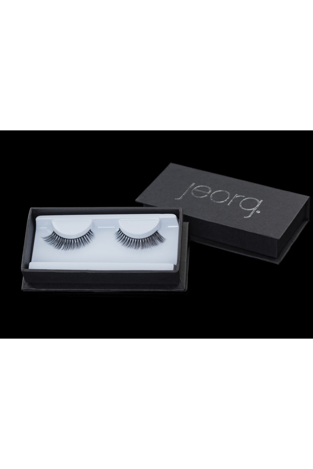 Jeorg. Lashes brand image